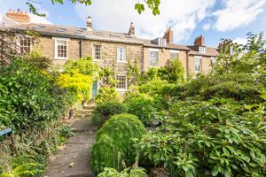 Photo 1- click for photo gallery